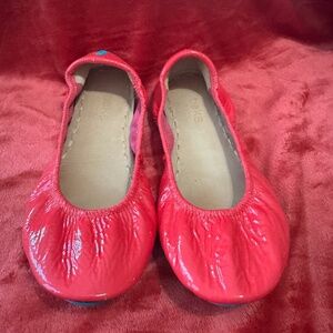 RAZZLEBERRY Tieks Size 8